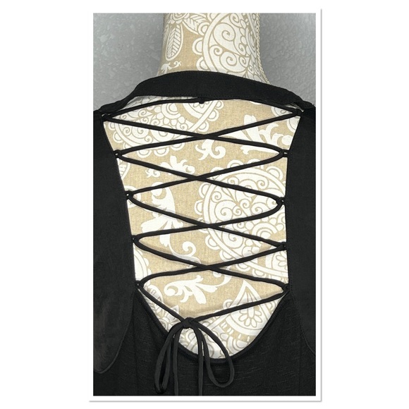 Miss Me Black Knit Shift with Lace Up Back, Fully Lined, Sz M - Picture 7 of 9